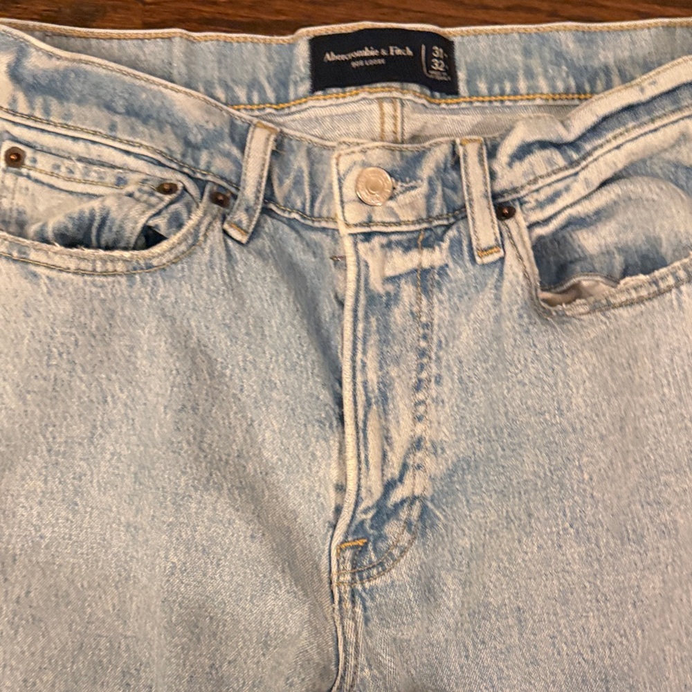 Abercrombie & Fitch Light Blue Men 90’s Loose Jeans - Picture 3 of 6